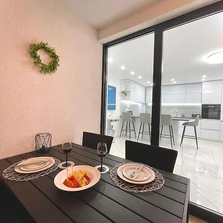 Apartman San Marino Apartment Split